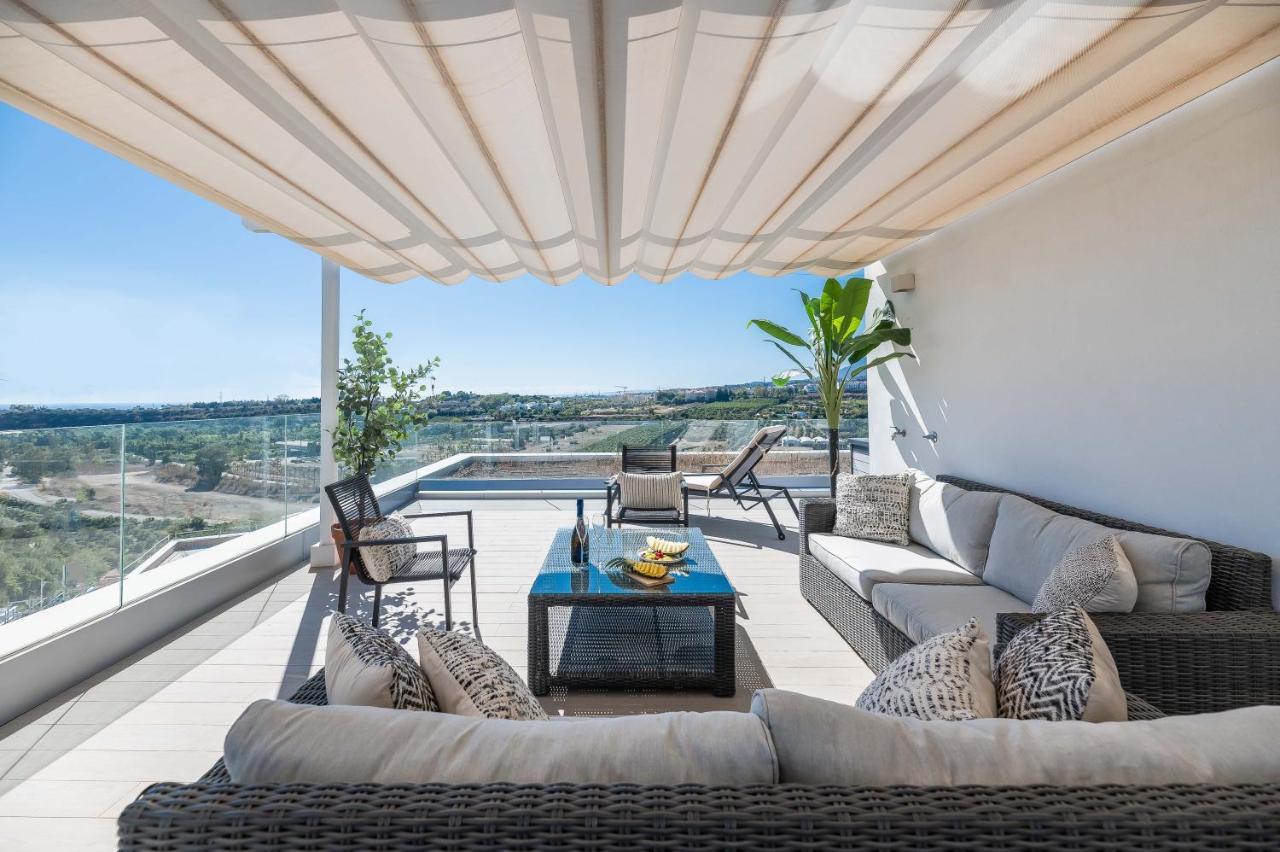 Апартаменти Unique 3-Bdrm Townhouse, Stunning View, Pool & Bbq Естепона Екстер'єр фото